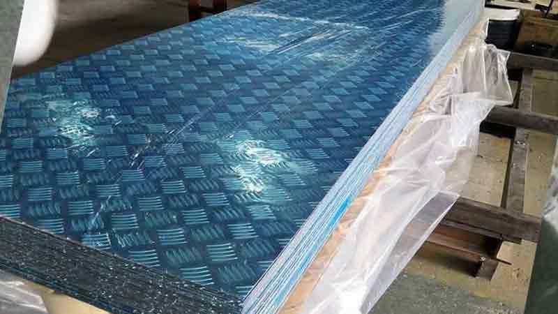 防滑鋁板在地面怎樣固定的三種方式方法(圖2) 1234124.jpg