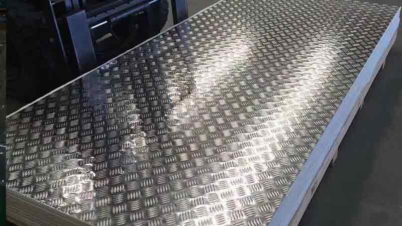 2021年5052防滑鋁板價格表(圖2) 未標(biāo)題-1-恢復(fù)的234123.jpg