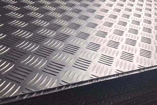 學(xué)會(huì)如何挑選優(yōu)質(zhì)的花紋鋁板去購(gòu)買(mǎi)(圖1) src=http___img.91huoke.com_xxfl_hk91_customer_36572_dSx0ptgQbgEvUMPnex9FJVfCfTZGXRergM4mIVsW.jpeg&refer=http___img.91huoke.jpg